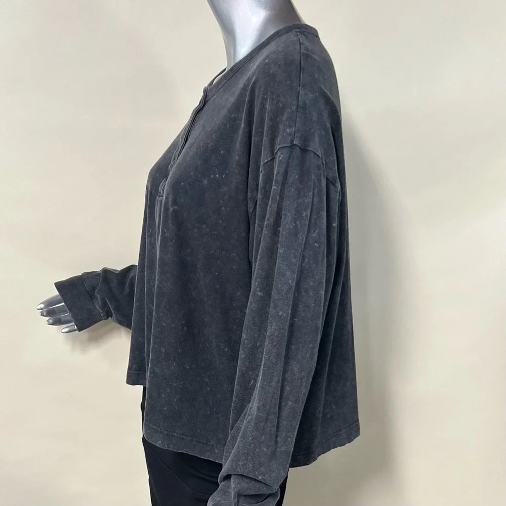 PINK Victoria’s Secret Women’s XL Grey Cotton Tee Boxy Henley T Shirt